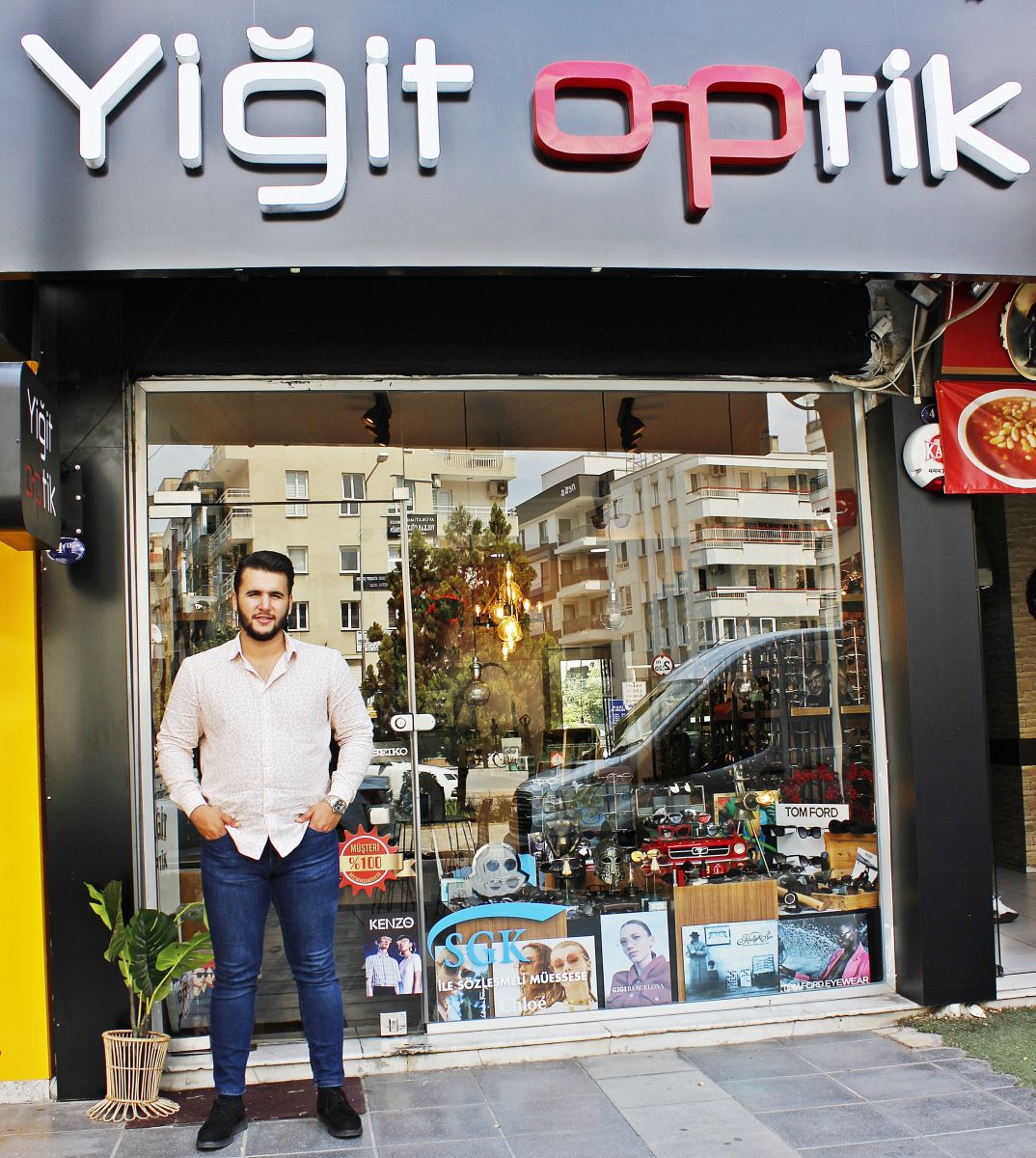 ''Karşıyakalılar ile Aile olmak için buradayım''