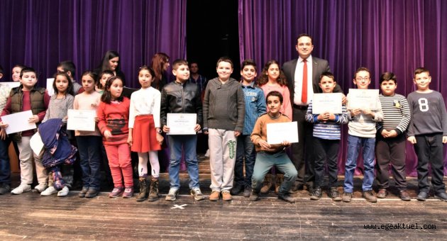 1200 öğrenci İngilizce sertifikalarını aldı