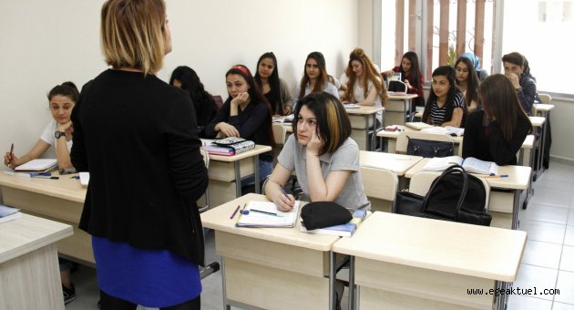 15 ayda 1160 öğrenciye ücretsiz ders