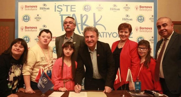 18 Down Sendromlu genç İzmir Hilton Oteli’nde Servis Eğitimi alacak