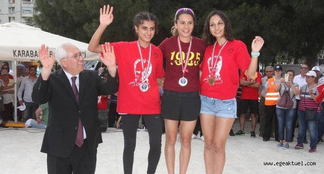 19 Mayıs’ta Ata’sı için koştu