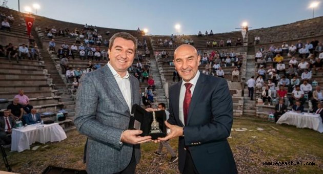 2 bin 400 yıllık Asklepion Tiyatrosu’nda tarihi karar