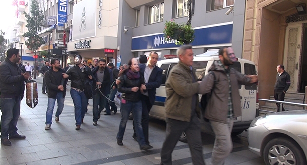 İzmir'de yolsuzluk eyleminde 5 gözaltı