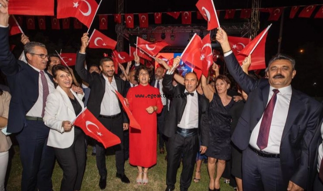 İzmir’de 9 Eylül Resepsiyonu