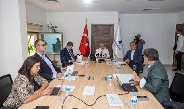 SODEMSEN'in yönetim kurulu toplantısı İzmir'de yapıldı