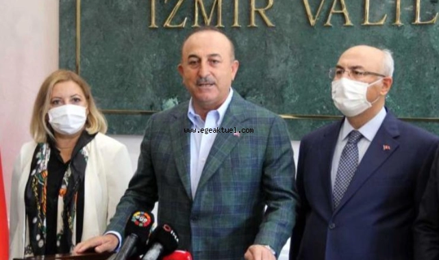 Bakan Çavuşoğlu İzmir'de