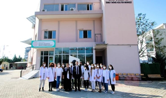 Başkan Sandal: "Bayraklı'daki Her Çocuğun Elinden Tutacağız"