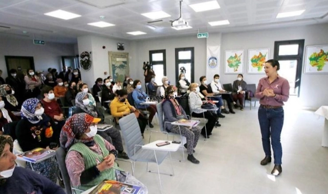 Efes Selçuk’un Kadın Üreticileri Yaşam Köyü’nde Bir Araya Geldi