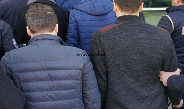 İzmir’de FETÖ operasyonu 12 gözaltı