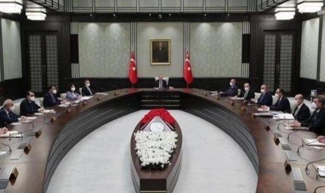 Kabine toplanıyor!