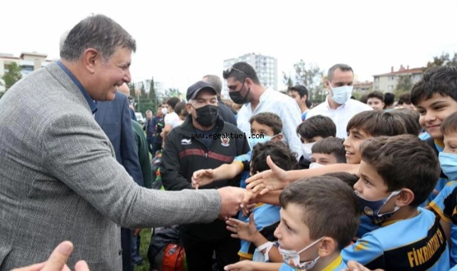Karşıyaka Belediyesi’nden amatör spor kulüplerine destek