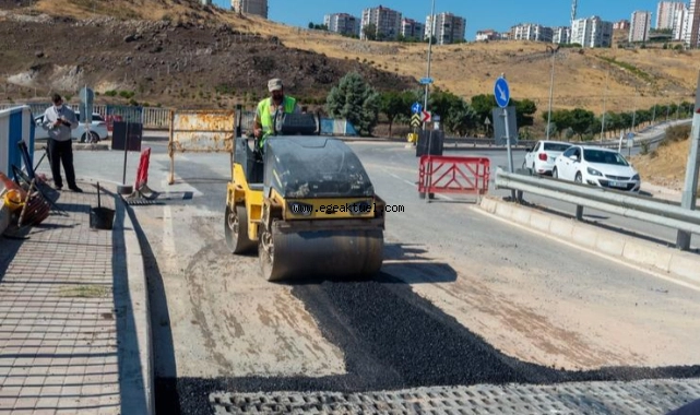 Karşıyaka ve Karabağlar’da yağmur suyu hattı çalışmaları sürüyor 