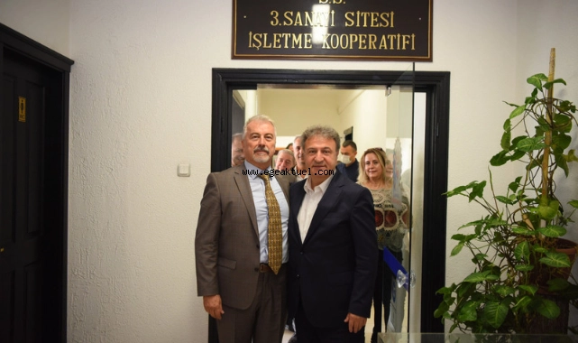 Başkan İduğ esnafın sofrasına konuk oldu