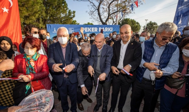 Başkan Soyer Karabağlar’da Peker Parkı’nın açılışında konuştu
