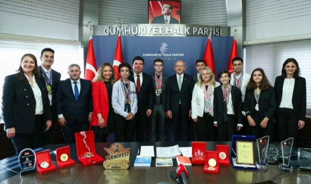 CHP Lideri Buca’nın bilim üssünü tebrik etti