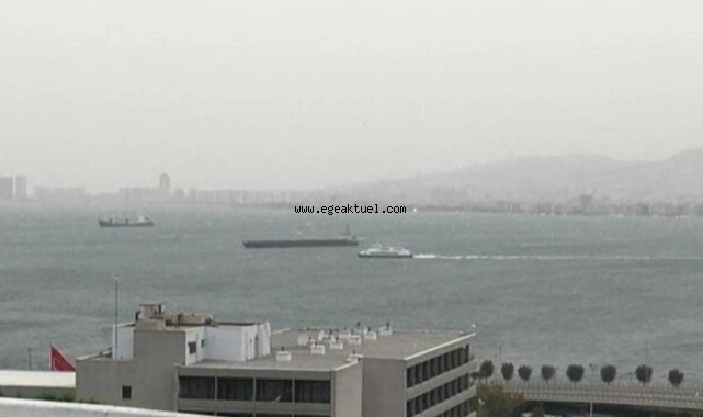 İzmir’de tüm arabalı vapur seferleri iptal