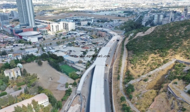 “İzmir trafiğini rahatlatacak yatırımın ilk etabını yeni yılda açacağız”