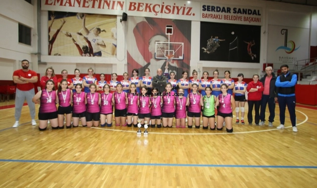 Bayraklı'nın sporcuları başarıya doymadı