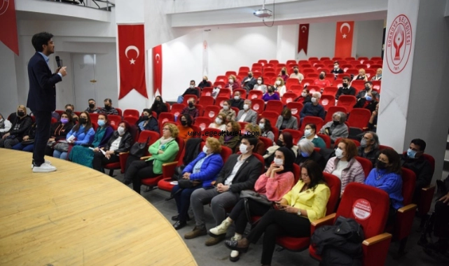 Bornova “sosyal girişimcilik” eğitimi