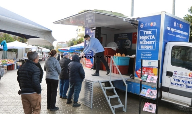 Efes Selçuk Belediyesi Ekmeğini Halkla Bölüşüyor
