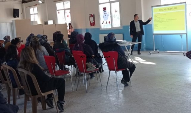 Konak, ailelere yönelik eğitim programı başlattı