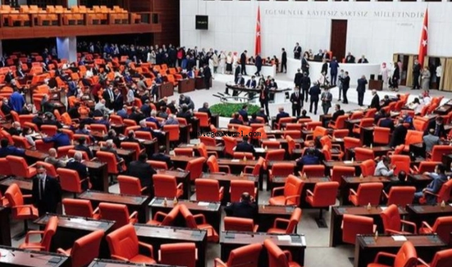 'Meclisi kapatıp gidelim daha iyi ya!'