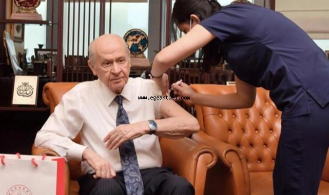 MHP lideri Bahçeli 'Turkovac' aşısı oldu
