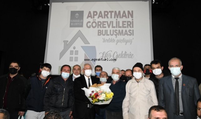 Başkan Selvitopu apartman görevlileriyle buluştu