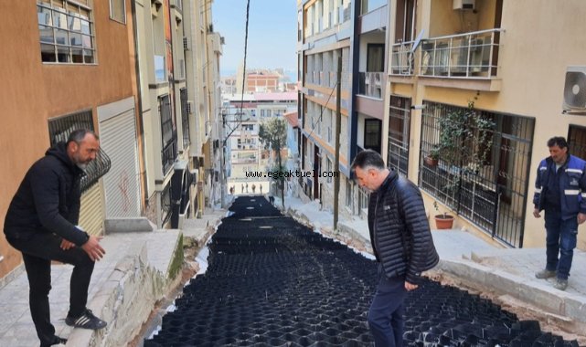 Bayraklı’da yol yenileme seferberliği