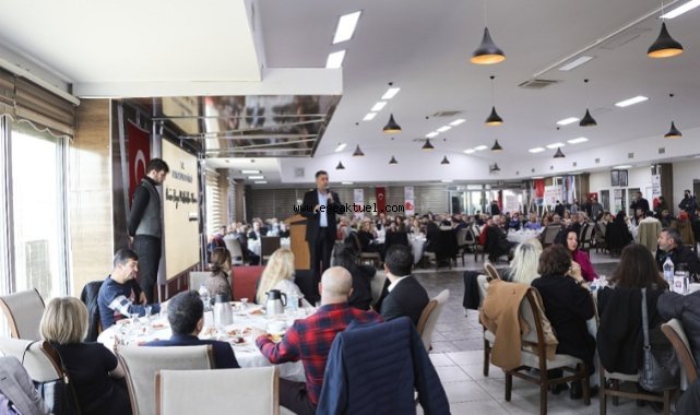 CHP Bayraklı’dan gövde gösterisi!