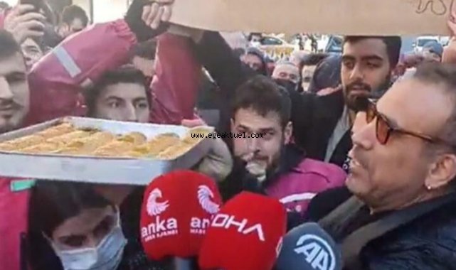 Haluk Levent’ten Yemek Sepeti işçilerine baklavalı destek