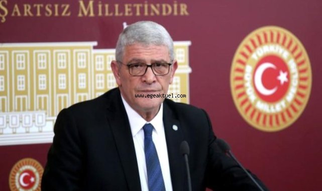 İYİ Partili Müsavat Dervişoğlu İzmir'de partililere seslendi