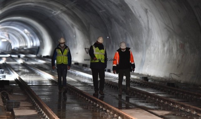 Narlıdere Metrosu’nun ray döşeme işlemlerinin yüzde 50’si tamamlandı