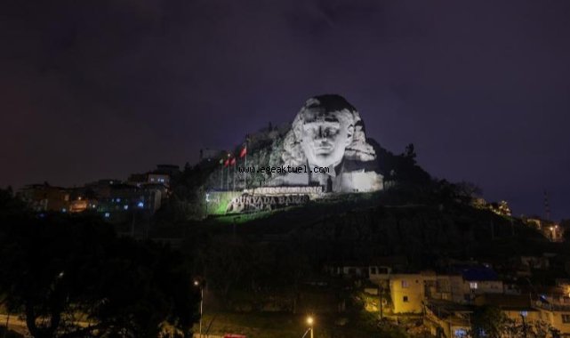 Atatürk Maskı’na muhteşem aydınlatma