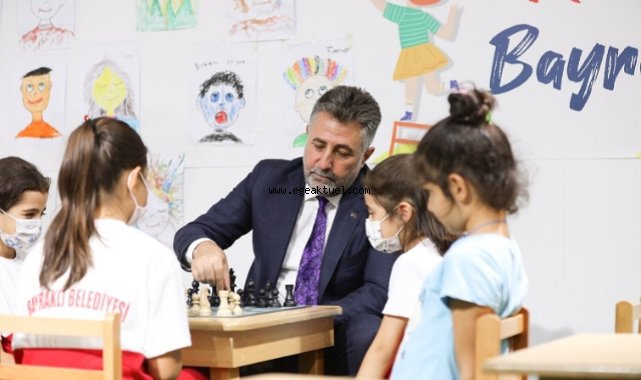 Bayraklı’da ‘BASAMAK’ kursları başladı