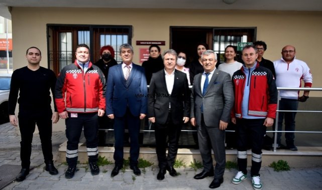Bornova’da Tıp Bayramı’na pastalı kutlama