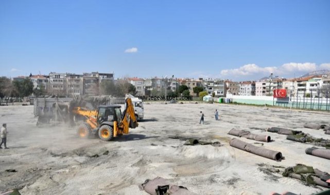 Bornova Şehir Stadı tamamen yeniliyor