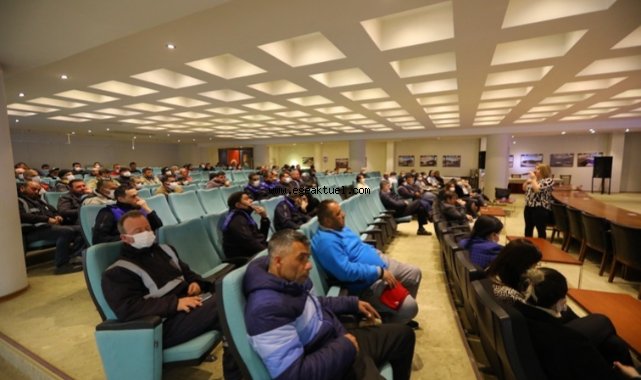 Efes Selçuk Belediyesi’nde toplumsal cinsiyet eşitliği eğitimleri başladı