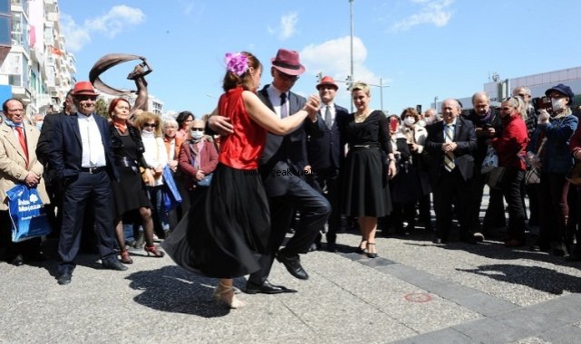 İleri yaş haftası kortejle noktalandı