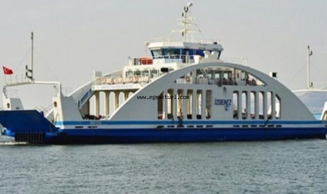 İzmir'de arabalı vapur seferlerine fırtına engeli