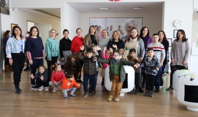 Karşıyaka'nın çınarlarından renkli ve anlamlı etkinlik