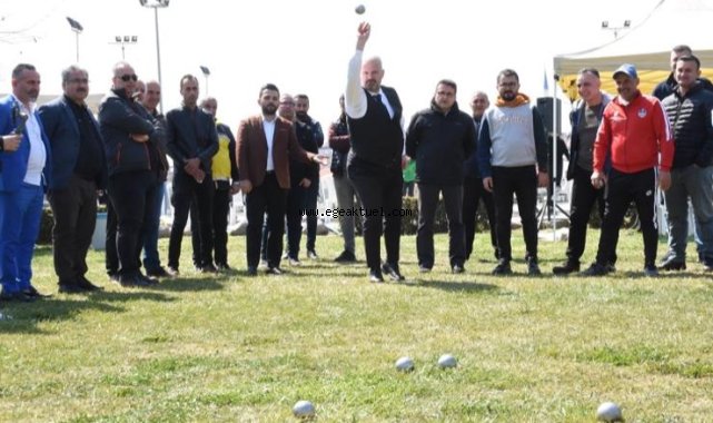 Menemen'de bocce heyecanı