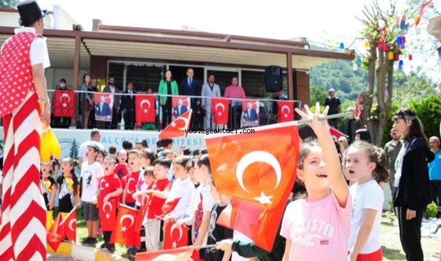 Balçova’da masal gibi 23 Nisan Şenliği