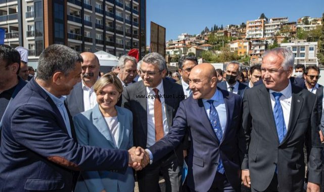 Başkan Soyer: “İzmir’de dönüşüm başlamıştır”