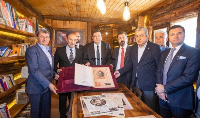 Başkan Soyer kitap bağışı çağrısını Bergama’da yineledi