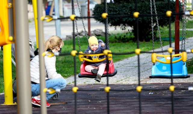 Bayraklı’nın parklarına modern dokunuş