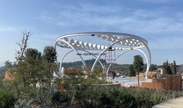 CHP Lideri Kılıçdaroğlu İzmir Bahçesi’ni ziyaret etti