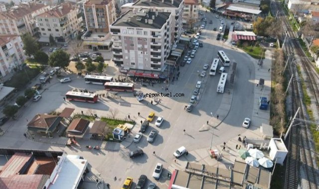 Çiğli Tramvay hattı çalışmaları nedeniyle trafik akışında değişiklik