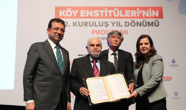 İmamoğlu ve Çalkaya Aydınlanma Onur Ödülü verdi