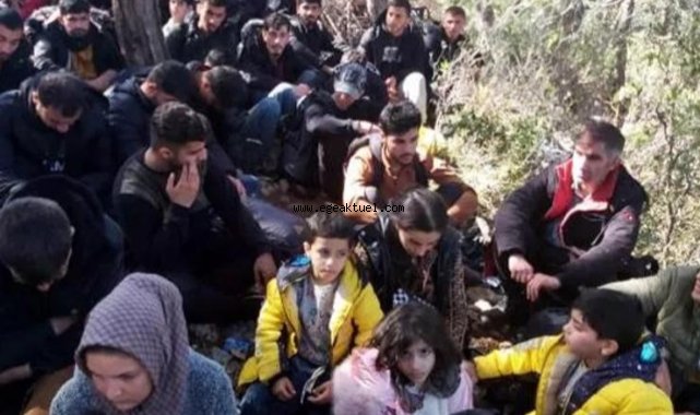 İzmir'de 89 kaçak göçmen ve 12 organizatör yakalandı